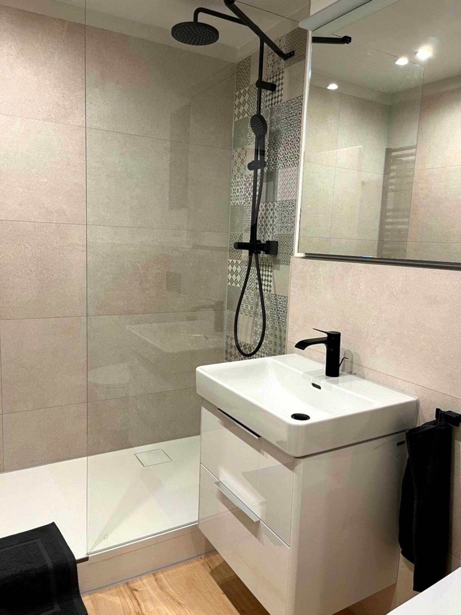 Patama Karli Suite - Zentrales City-Feeling Nahe Suedvorstadt, Uniklinik لبسيا المظهر الخارجي الصورة