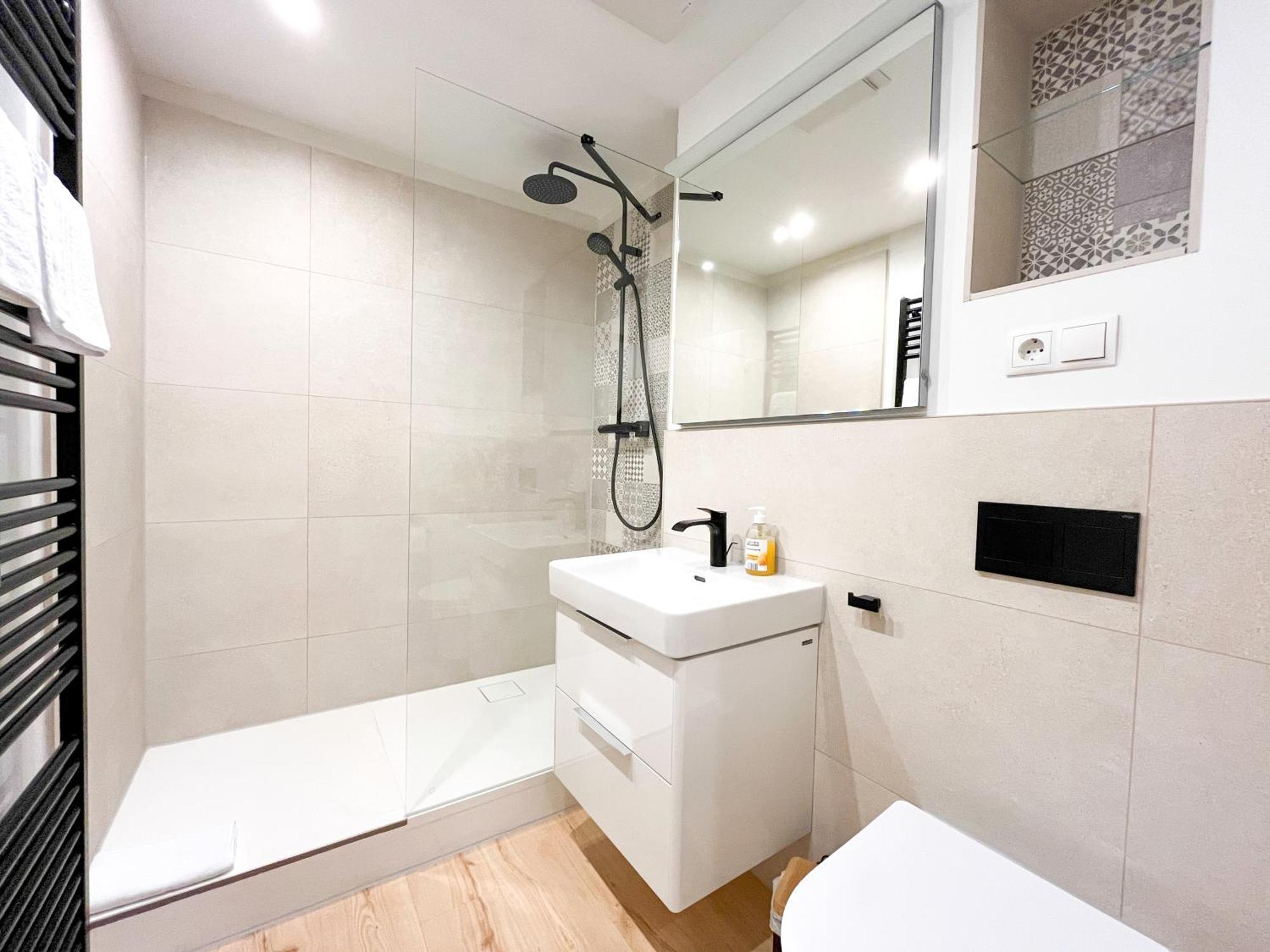 Patama Karli Suite - Zentrales City-Feeling Nahe Suedvorstadt, Uniklinik لبسيا المظهر الخارجي الصورة